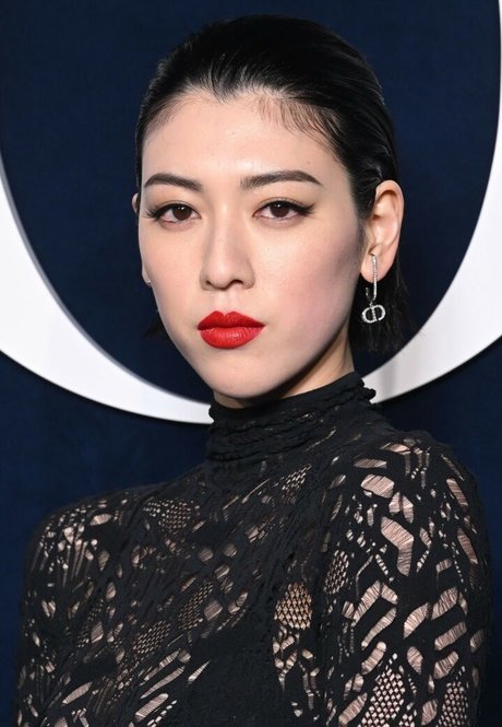 Ayaka Miyoshi star hd picture