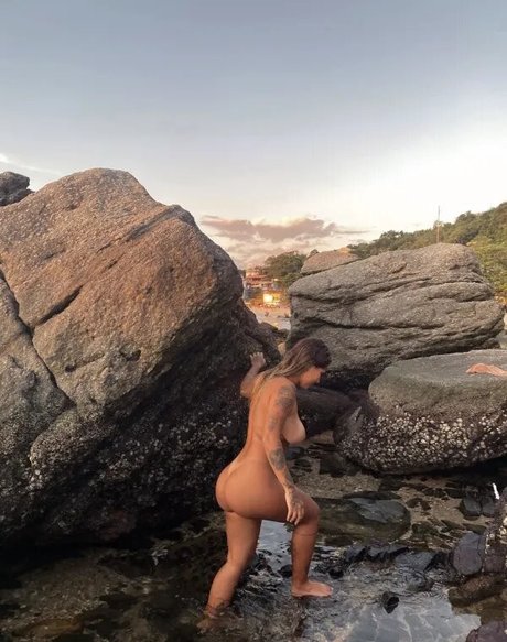 Julia Bhering model pretty img