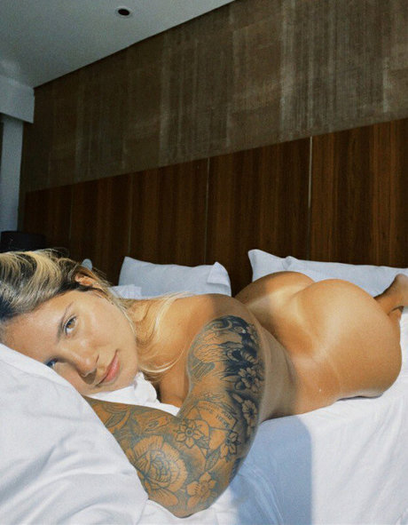 Julia Bhering star hot galleries