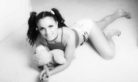 Thunder Rosa model hot photos