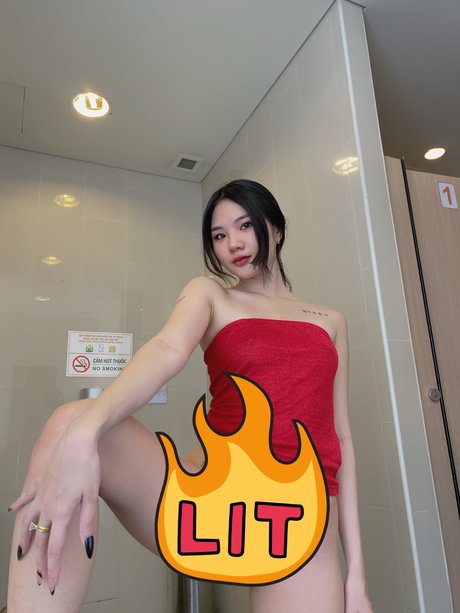 Thanh Nhen pornstar exclusive photo