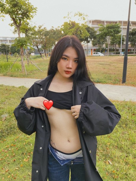 Thanh Nhen art pornstar photos