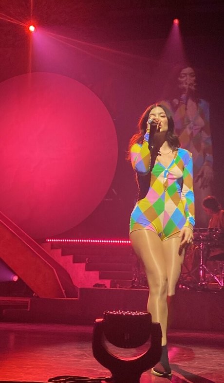 Lorde model hd image