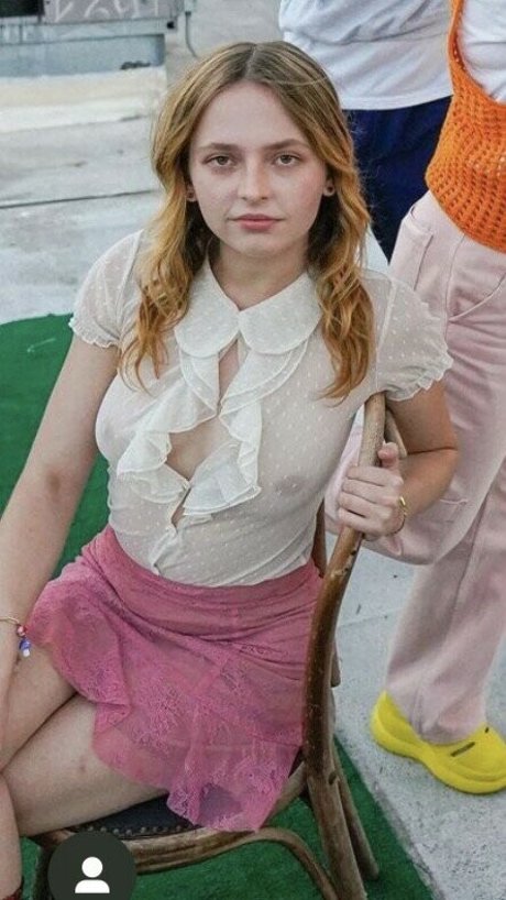 Alexis G Zall star naked gallery