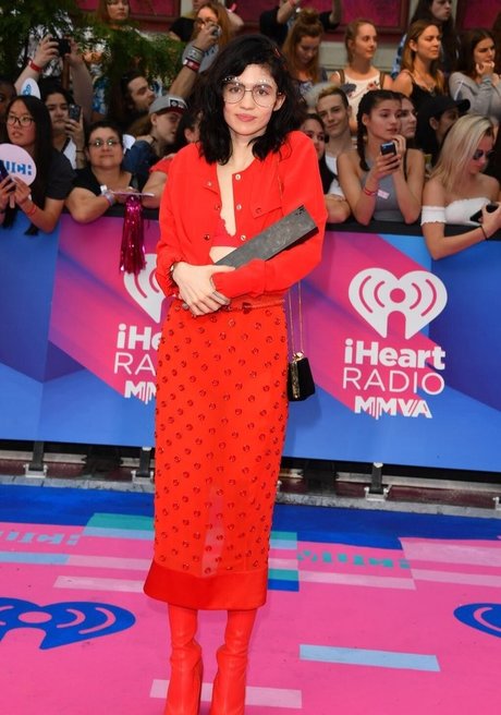 Grimes pornstar top image