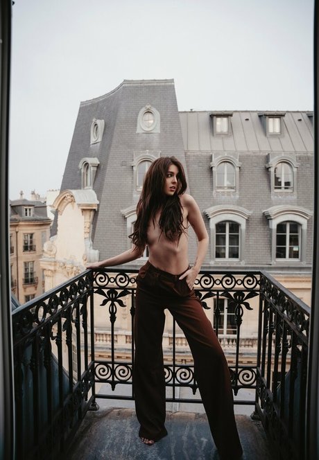 Niemesia star nude gallery