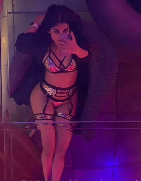 sharen mak pornstar erotic pics