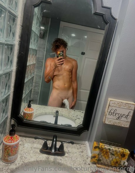 tooturntuncensored model porn img