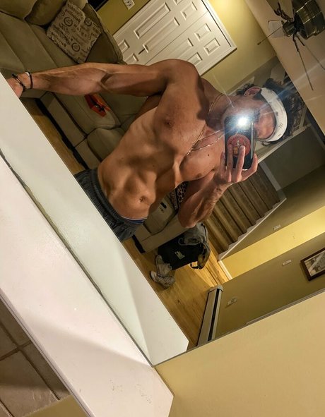 tooturntuncensored pornstar free photo