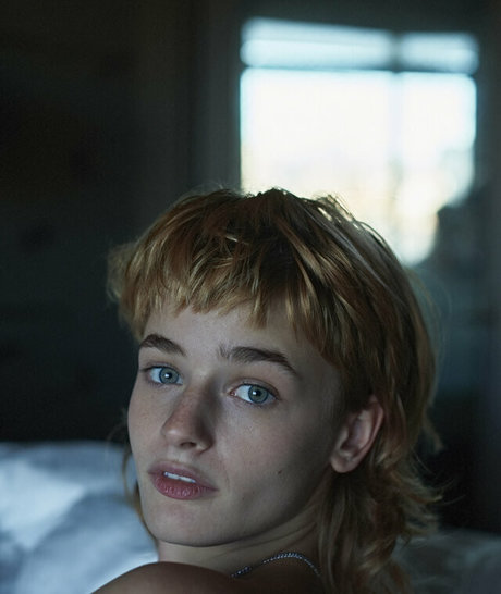 Esther Rose McGregor beautiful star picture