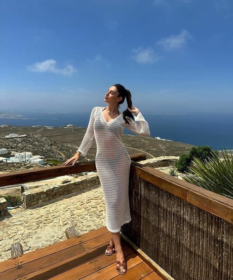 Cameron Valliere beautiful actress photo