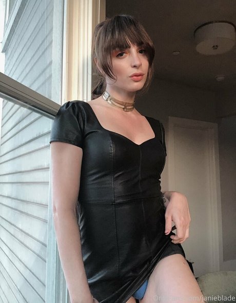 janieblade top actress pics