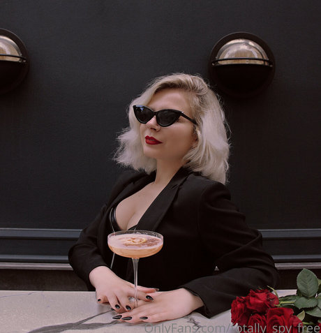 totally spy free model pornographic photo