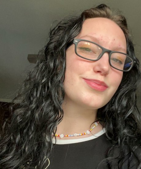 MuscleMommy002 model nice image