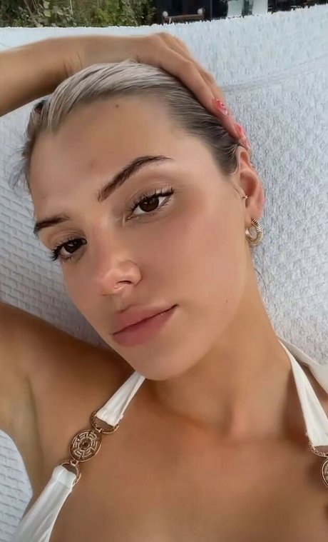 Alissa Violet star images