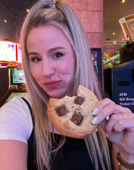 Hayleex sexy actress pics