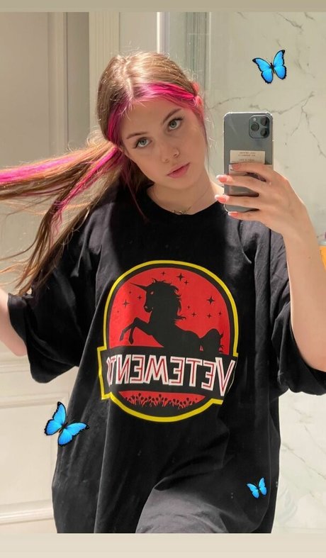 akyuliych hd model gallery