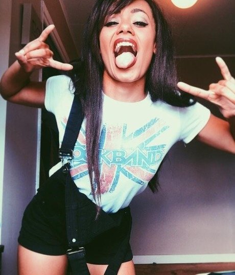 BlackKrystel free actress gallery