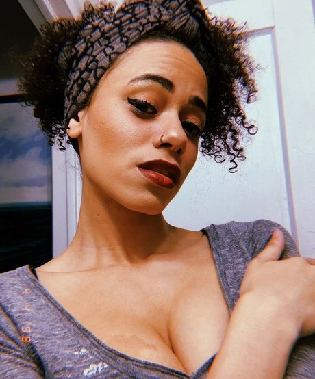 BlackKrystel top actress photo