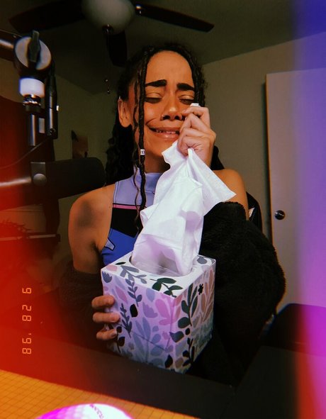 BlackKrystel model beautiful img