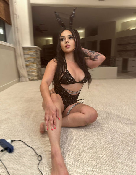 kendallknightt porn model photo