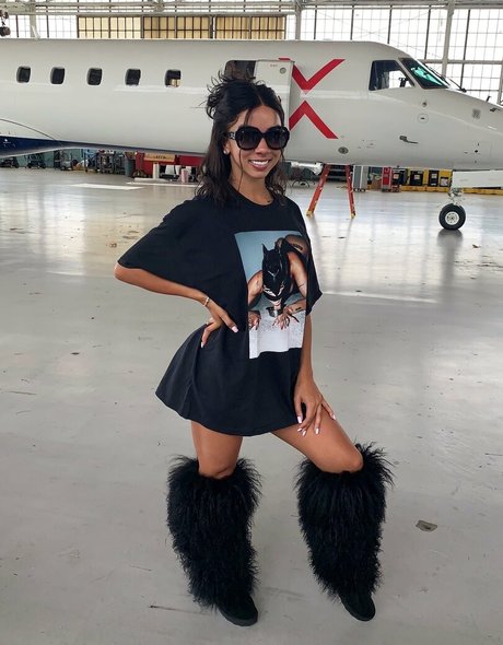 Brittany Renner hot actress galleries