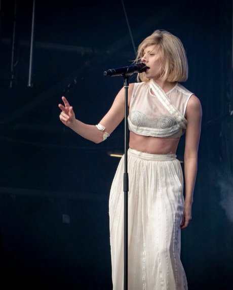 Aurora Aksnes model porn pics