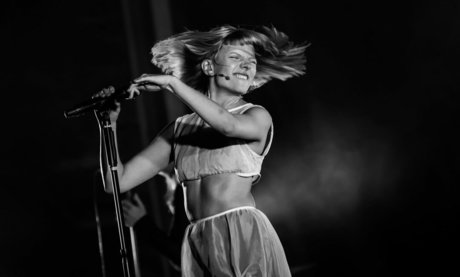 Aurora Aksnes pornstar pretty photo