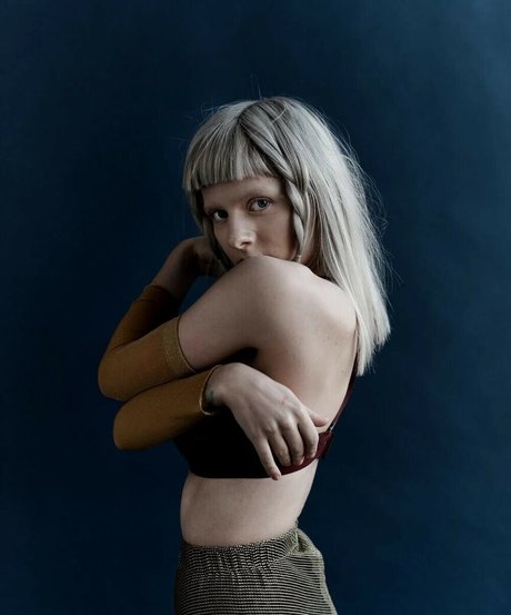 Aurora Aksnes nude actress gallery