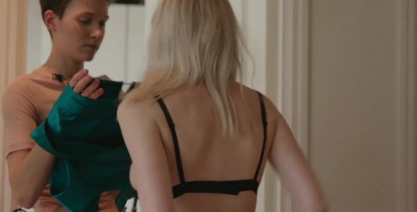 Aurora Aksnes pornstar art galleries