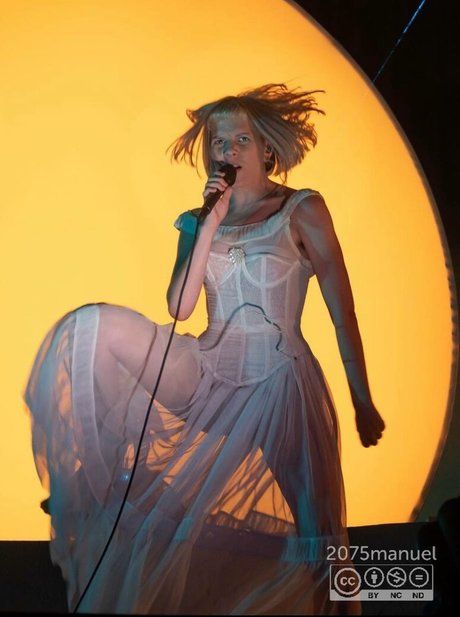 Aurora Aksnes pretty star galleries