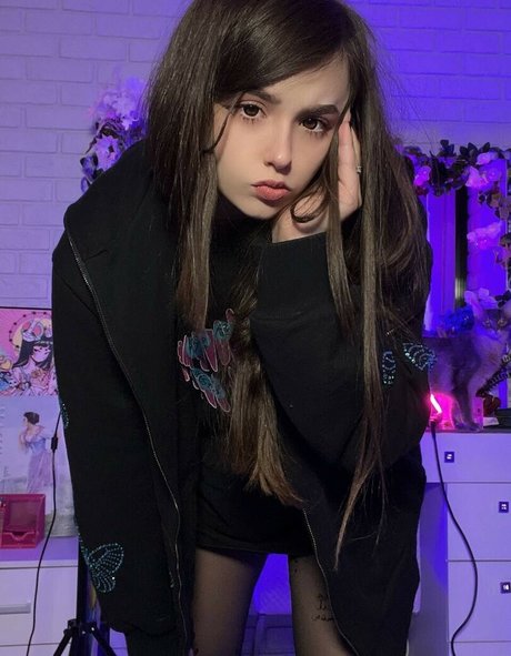 yuuechka model hd galleries