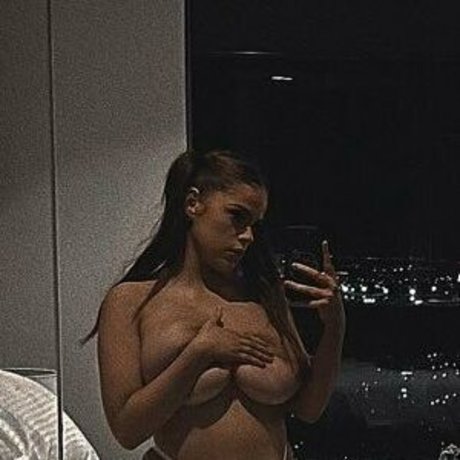 frayedboots model nice archive