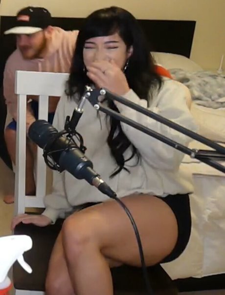 Cinnabrit star naked pic