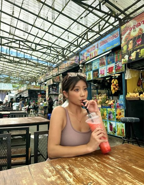 Aya Hazuki_ nudes model image