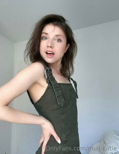 milf strip onlyfans hd image