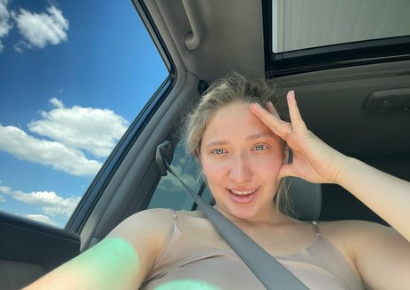 kkeysi666 pornstar nude gallery