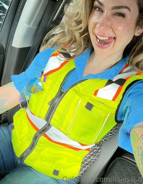 itsjessi d pretty actress galleries