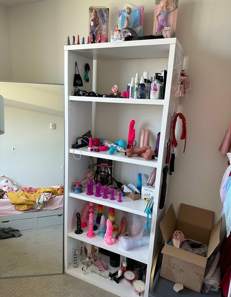 lanieluxx art pornstar photo