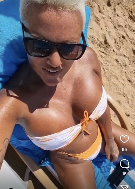 Carro Oberg model hd photos