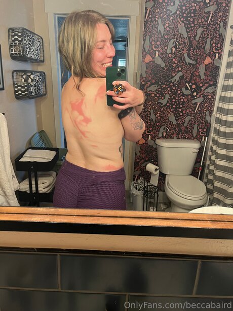 Beccabaird star adult photo