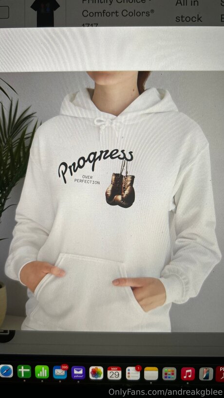 Andreakgblee model porn images