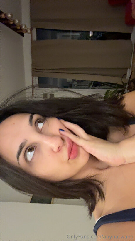Anynatwana xxx model photo