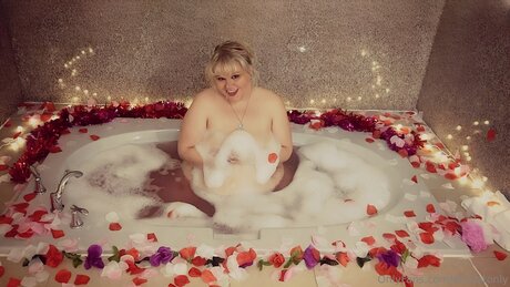 Allykatonly pornstar adult images