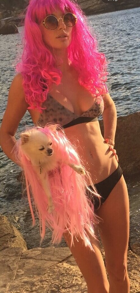 virginiechretien model high quality img