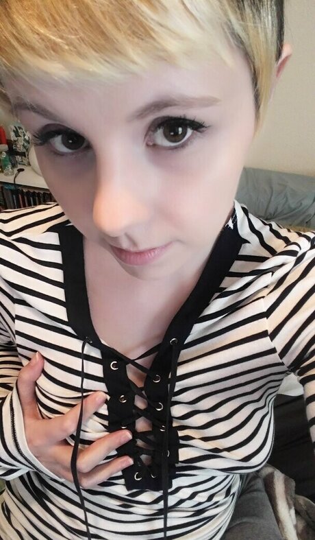 Lydia Sweets pornstar free pics