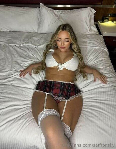 Skytoodrippy xxx star pics