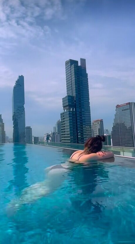 Anica Zimmermann sex star pics