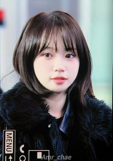 Kim Chaewon adult star photos