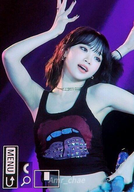 Kim Chaewon beautiful model gallery